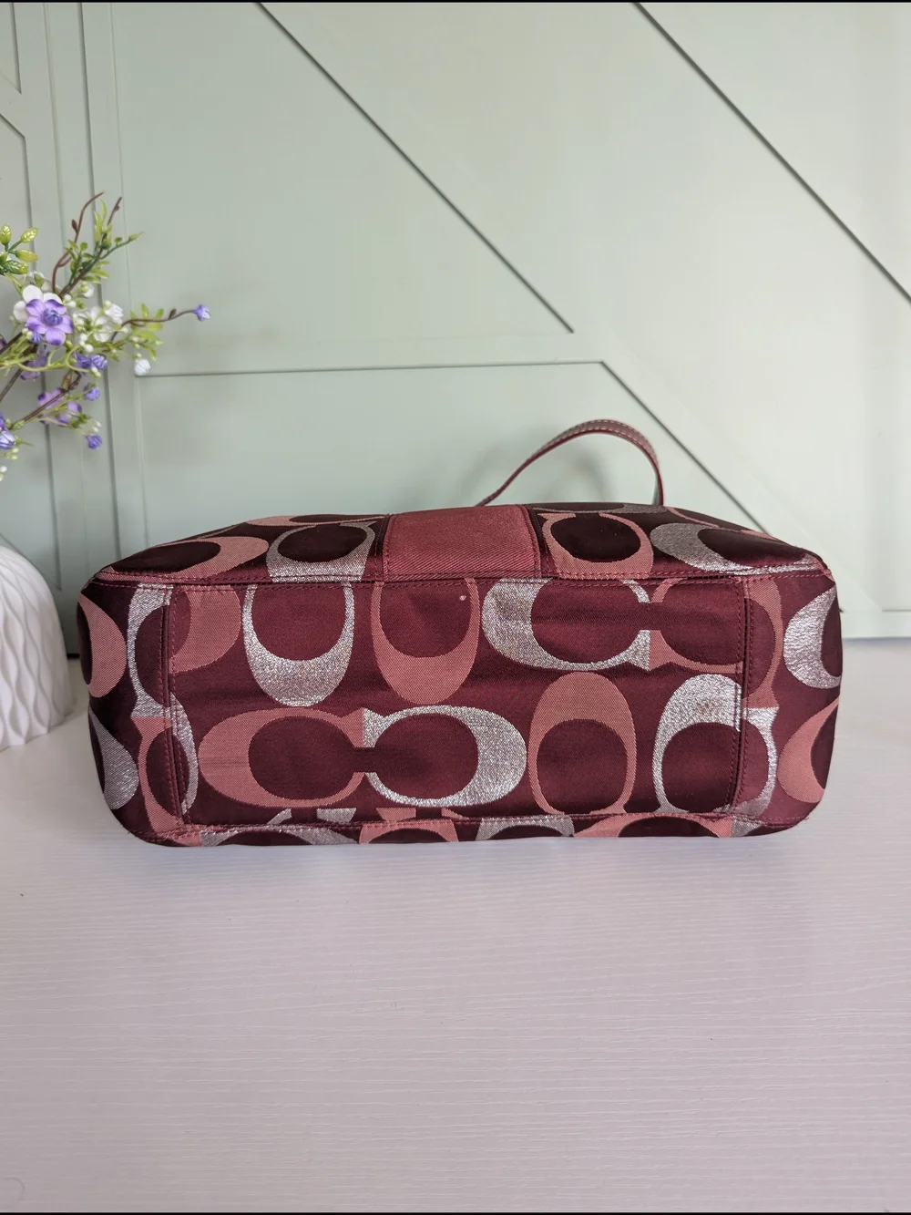Coach Women's Maroon Signature Hobo Shoulder Bag